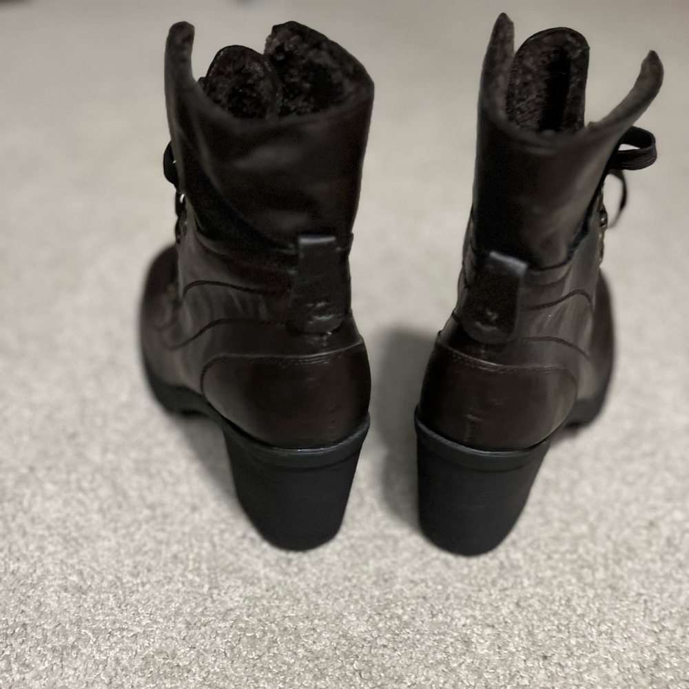 Relativity Whitecap Boots - Size 9 1/2 Women’s - image 5